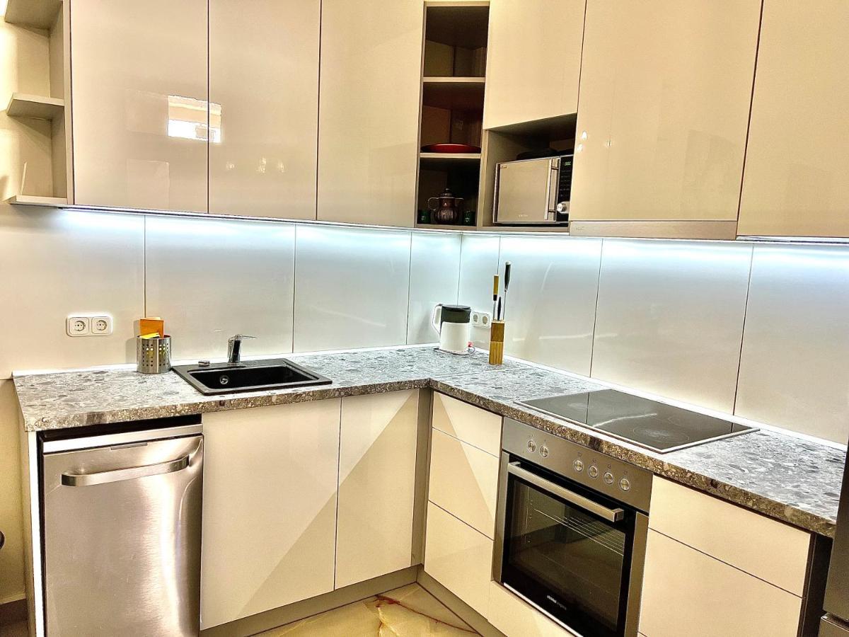 L8 Guesthouse Budapest Bagian luar foto